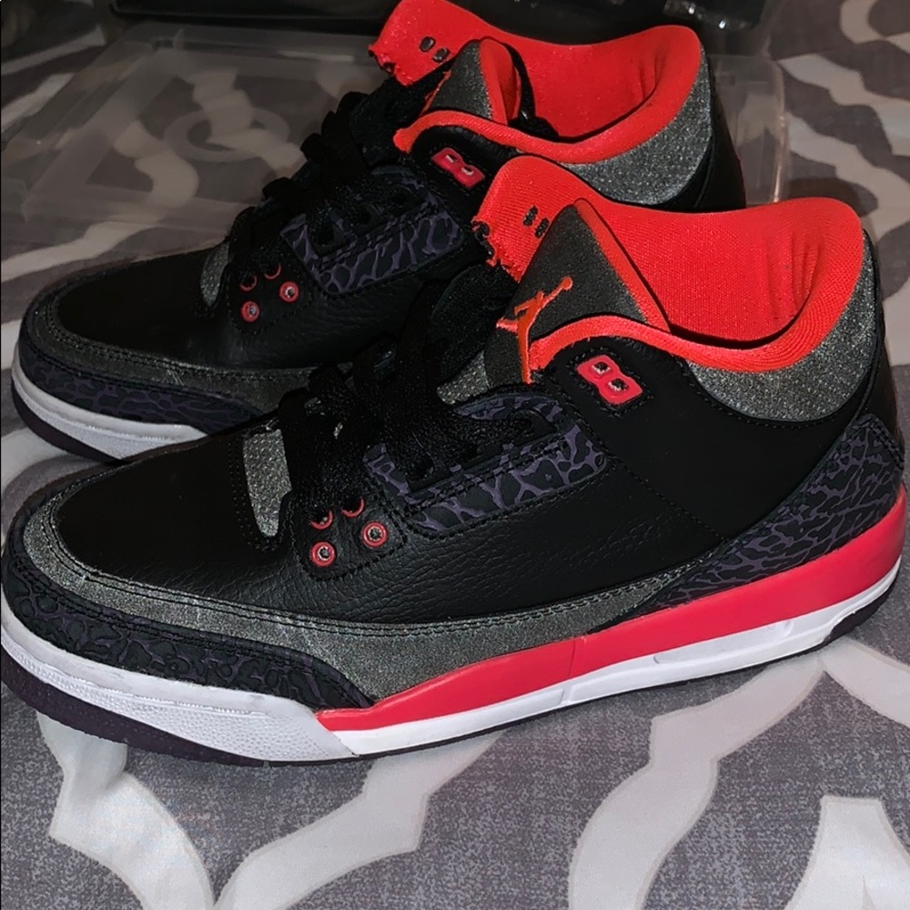Jordan Crimson 3s 👟